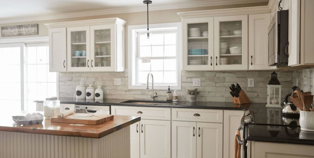 Fabuwood Fusion Dove